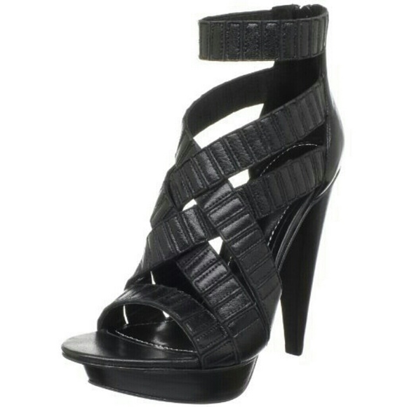 Report Signature Shoes - Report signature ditmar black heels